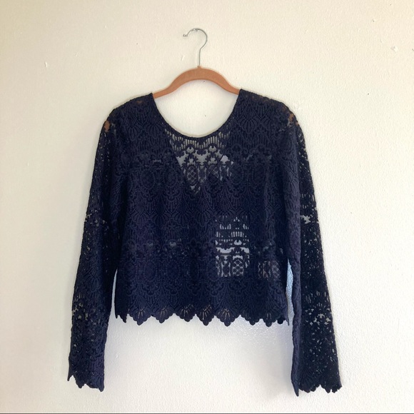 Sezane Daisy lace cropped long sleeve blouse in navy size FR 34 US 2/XS. - Picture 9 of 14